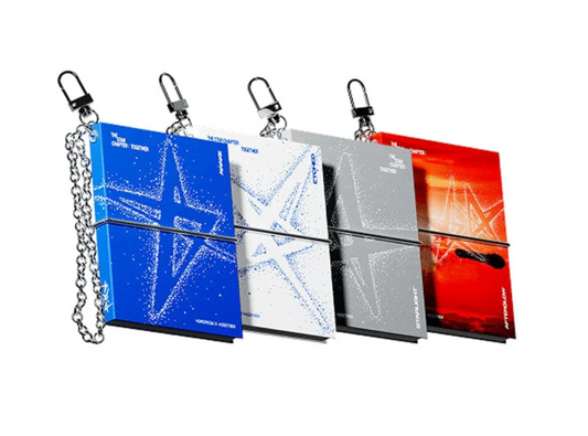 Pre-Order: TOMORROW X TOGETHER (TOMORROW X TOGETHER) Star Chapter: TOGETHER (Mini Book Keyring Ver.)