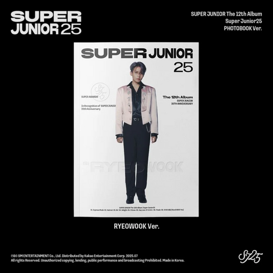 Super Junior's 12th full-length album Super Junior25 (PHOTOBOOK Ver.)